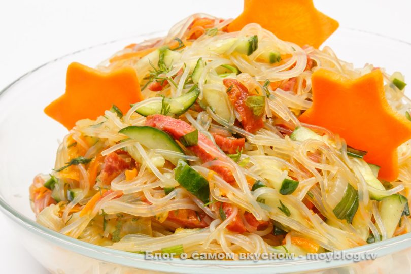 Пикантный салат с Фунчозой