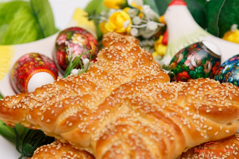 Пасхальный хлеб к обеду.